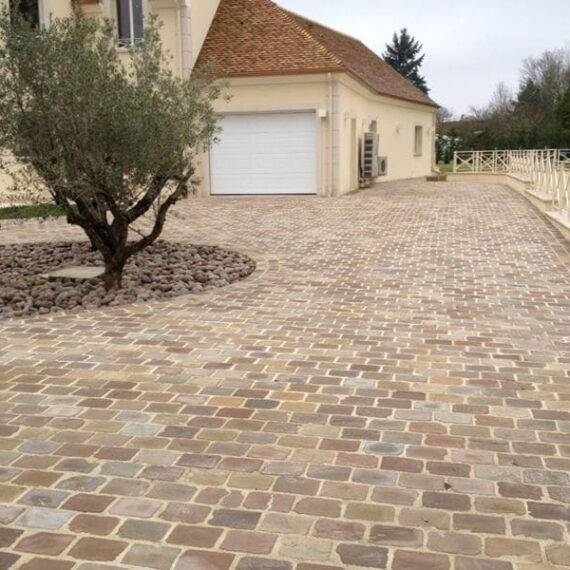 Autumn Brown Sandstone Cobbles Setts